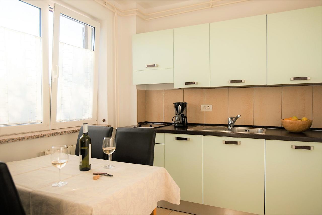 Apartments Sandra Πόρετς Εξωτερικό φωτογραφία