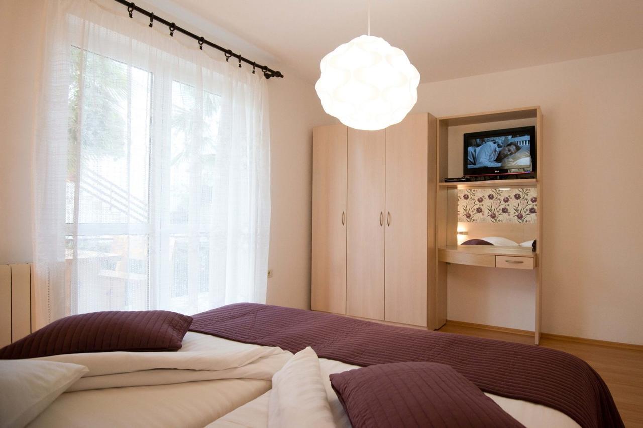 Apartments Sandra Πόρετς Εξωτερικό φωτογραφία