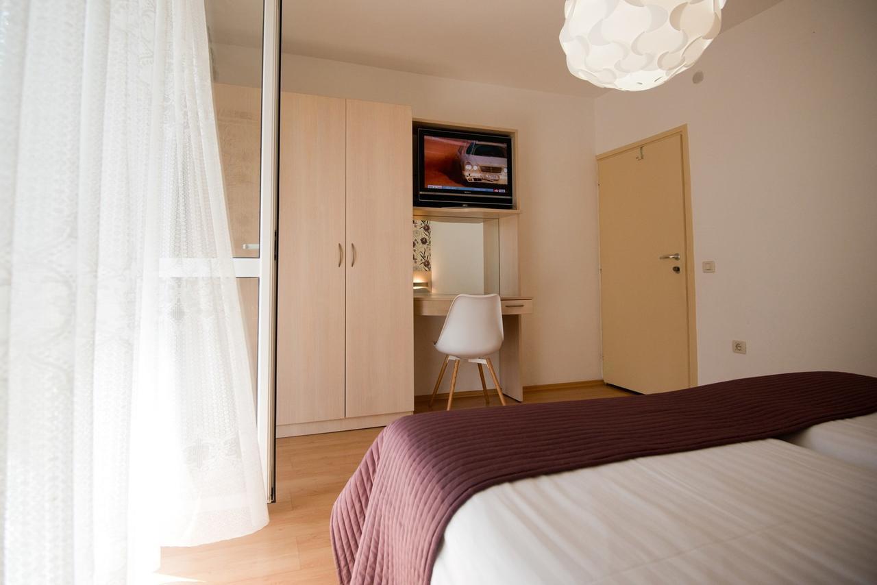 Apartments Sandra Πόρετς Εξωτερικό φωτογραφία
